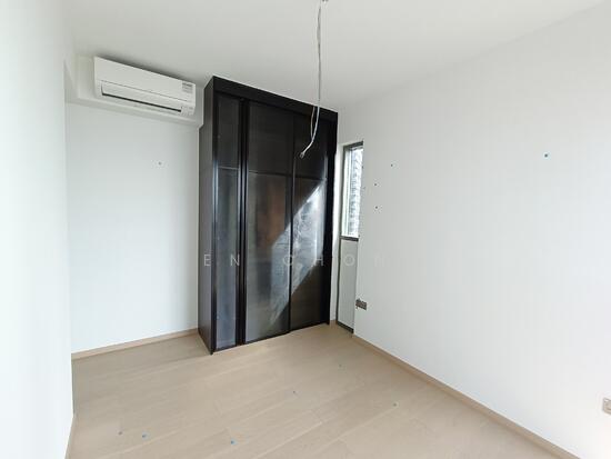 ONE BERNAM photo 6