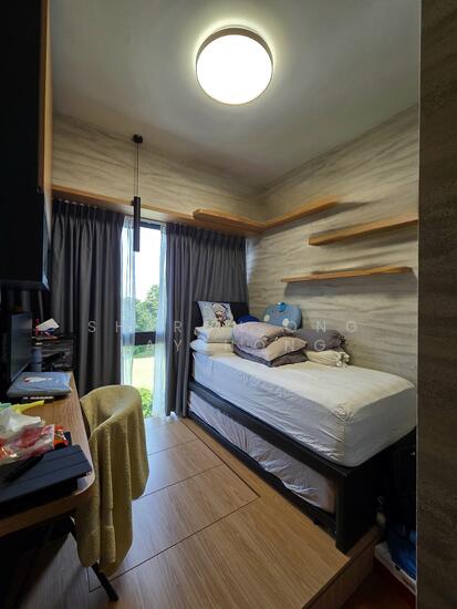 FOURTH AVENUE RESIDENCES photo 2