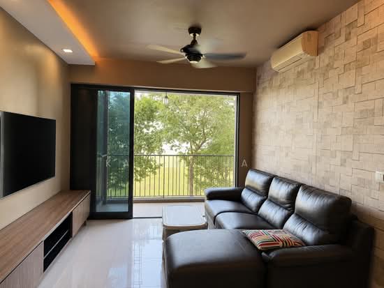 RIVERPARC RESIDENCE image 1 of 10