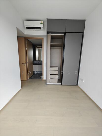 ONE HOLLAND VILLAGE RESIDENCES photo 4