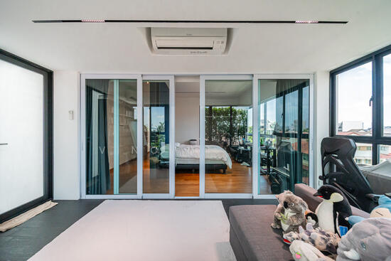 Hilltop Siglap Semi-D photo 6