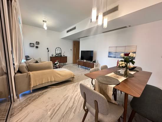 SUITES @ CAIRNHILL photo 5