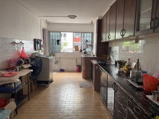 704 Yishun Avenue 5 photo 3