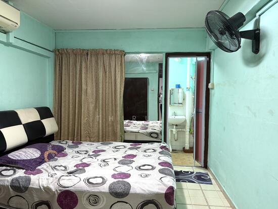 704 Yishun Avenue 5 photo 5
