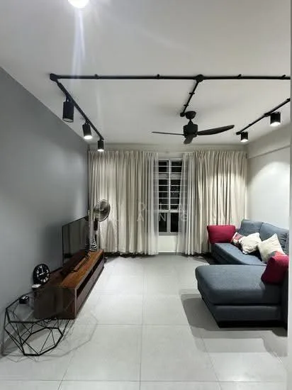 815C Choa Chu Kang Avenue 7 image 1 of 8