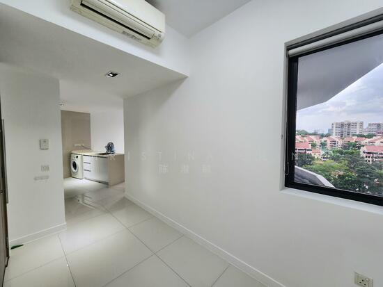 D'Leedon photo 3