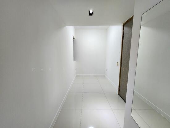 D'Leedon photo 4