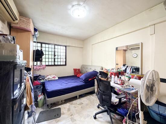 304 JURONG EAST STREET 32 photo 5