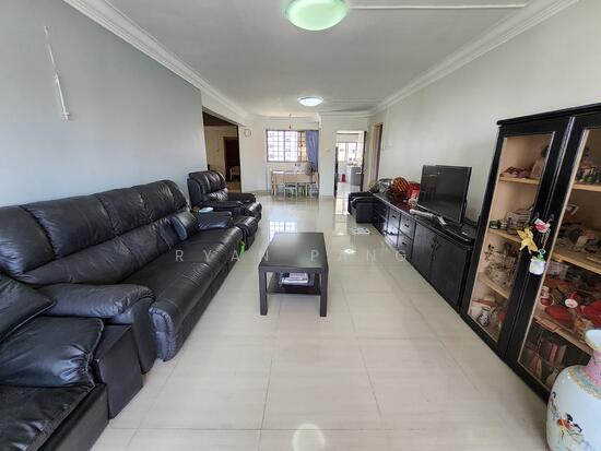 298 TAMPINES STREET 22 photo 3