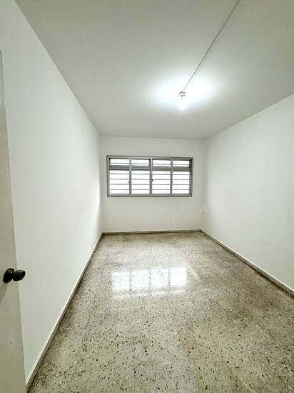 476 JURONG WEST STREET 41 photo 4