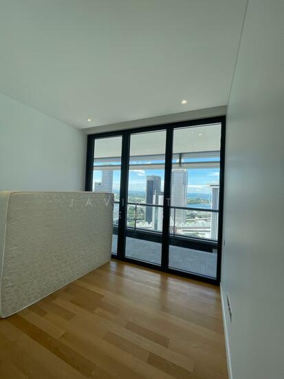 SOUTH BEACH RESIDENCES photo 3