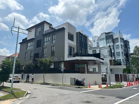 Lorong G Telok Kurau image 1 of 10