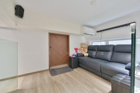 MAYFAIR GARDENS photo 5