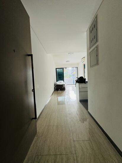 STRATUM photo 3