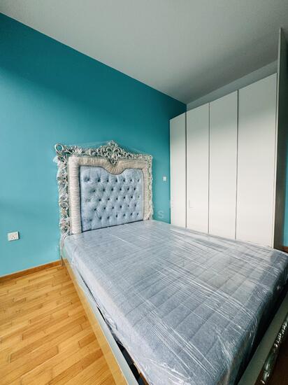 STRATUM photo 4