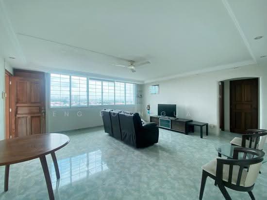 231 SERANGOON AVENUE 3 photo 2
