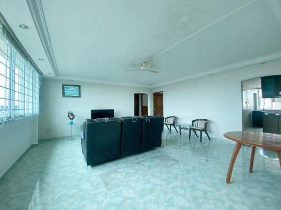 231 SERANGOON AVENUE 3 photo 3