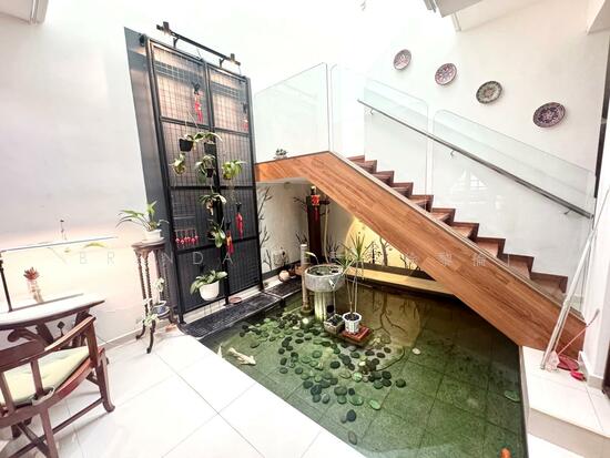 Bukit Timah ✧ Freehold Semi-Detached ✧ Mins to Good Schools photo 3