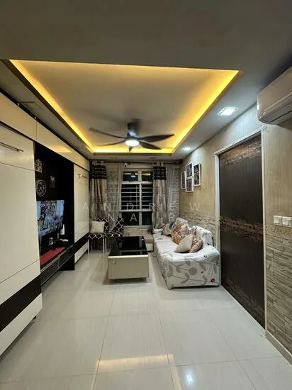 424B Yishun Avenue 11 image 1 of 4