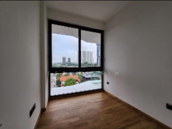 PEAK RESIDENCE photo 4
