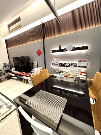 HIGHLINE RESIDENCES photo 6
