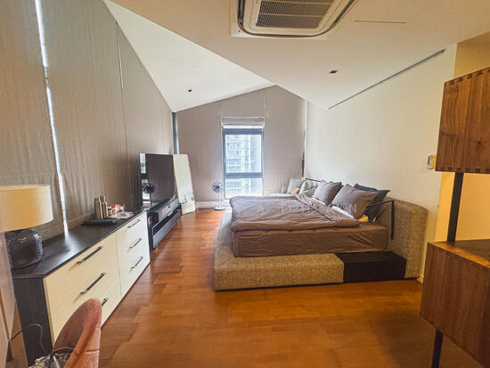 72 GRANGE ROAD photo 6