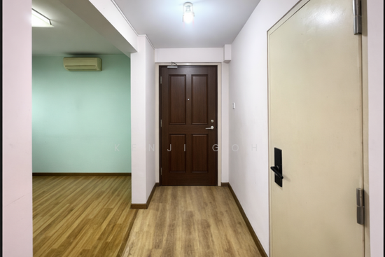 656C Jurong West Street 61 photo 4