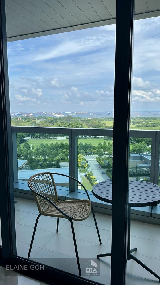 MARINA BAY RESIDENCES photo 3