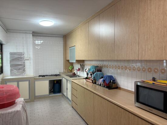 7 TECK WHYE AVENUE photo 5