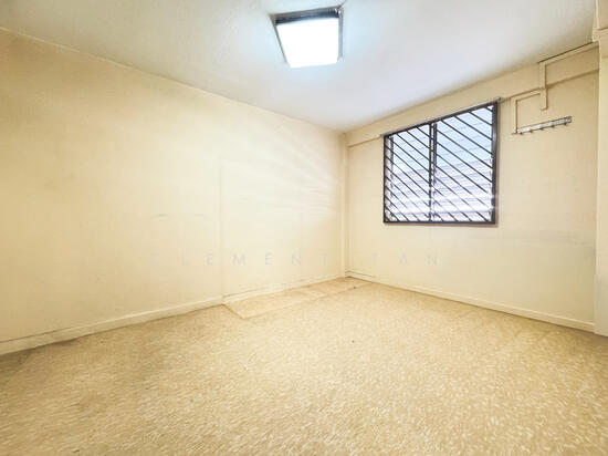169 STIRLING ROAD photo 3