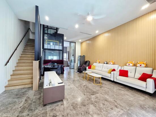 Parkwood Collection photo 2