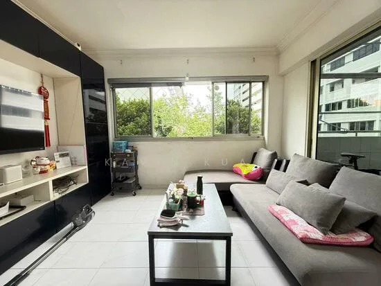 867A Tampines Street 83 image 1 of 7