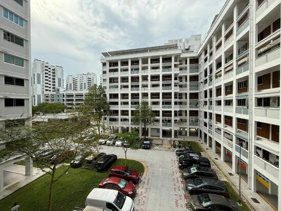 867A TAMPINES STREET 83 photo 2