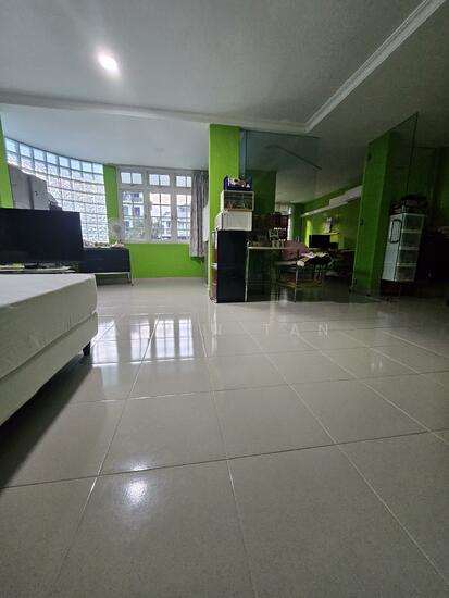 Huge 3 Storey Semi D/ Telok Kurau photo 3