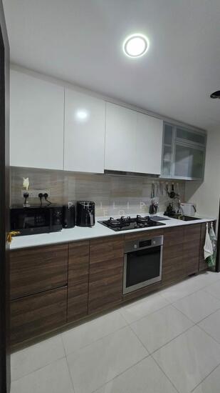 THE BROWNSTONE photo 6