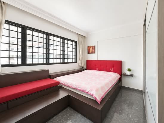 146 TAMPINES AVENUE 5 photo 2