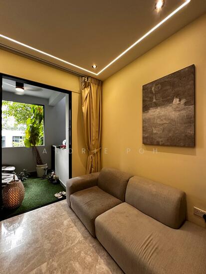 MAYFAIR MODERN photo 2
