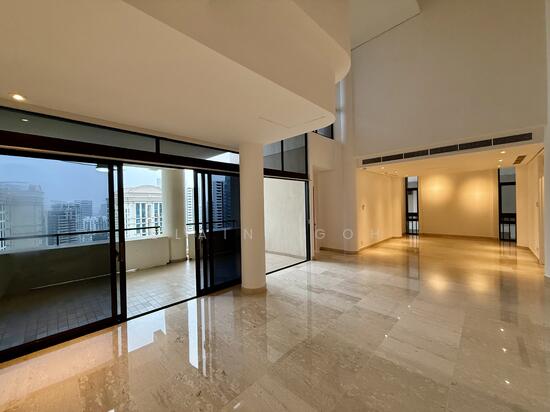 THE COLONNADE photo 4