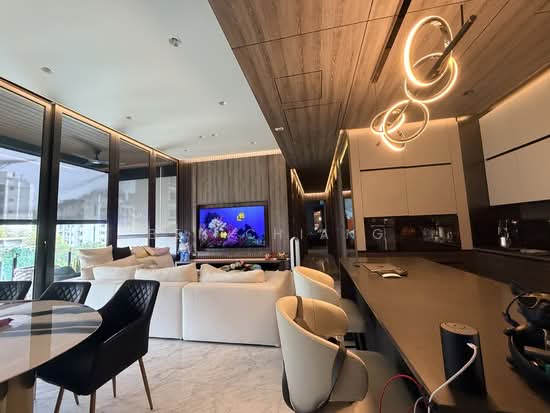 SLOANE RESIDENCES photo 6