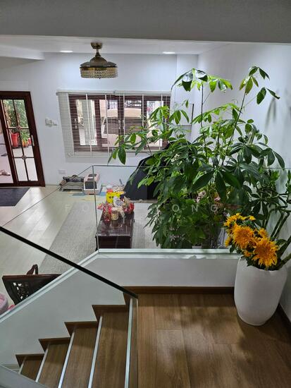Price Reduced!!! Move In Condition 2 Storey Inter-Terrace At Joo Chiat photo 2