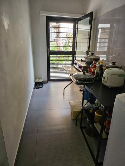 Price Reduced!!! Move In Condition 2 Storey Inter-Terrace At Joo Chiat photo 3