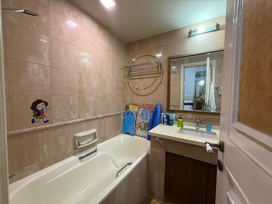 KENTISH LODGE photo 4