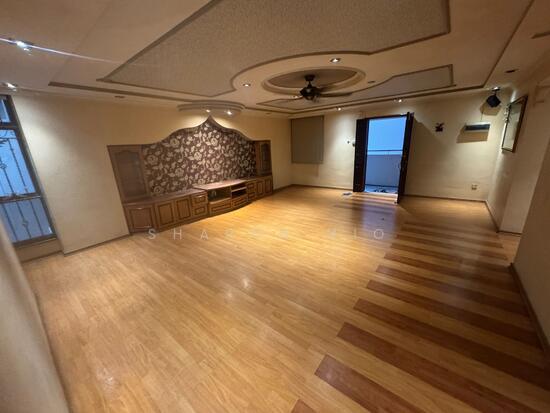 472 SEGAR ROAD image 1 of 7