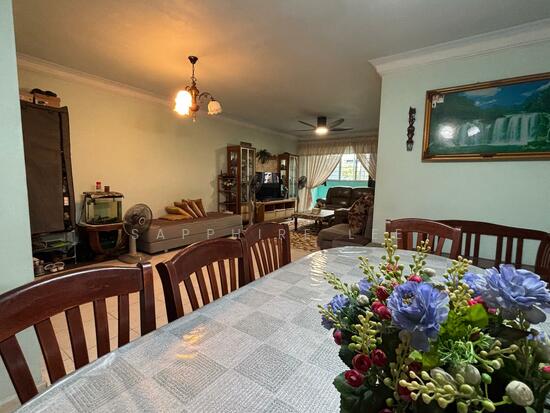 532 Woodlands Drive 14 image 1 of 9