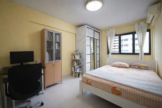 315 CLEMENTI AVENUE 4 photo 2