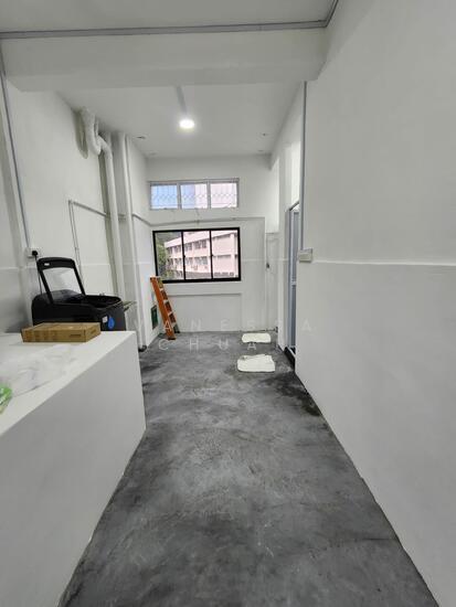 462 CRAWFORD LANE photo 2
