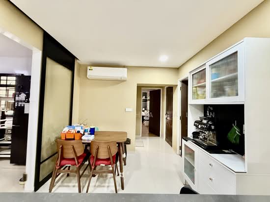 155 RIVERVALE CRESCENT photo 3