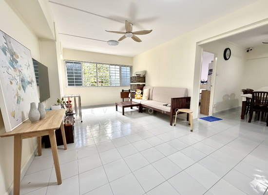 124 PASIR RIS STREET 11