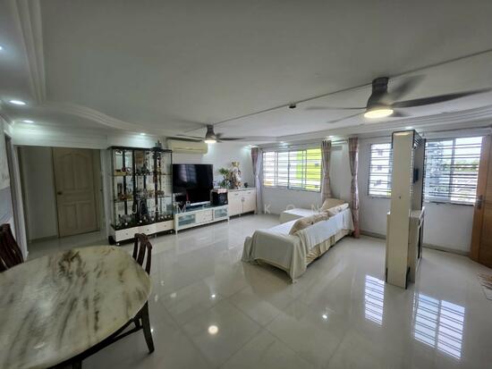 646 YISHUN STREET 61 photo 4