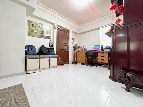 487C TAMPINES STREET 45 photo 3